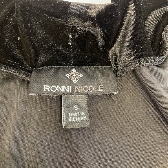 Ronni Nicole Velvet Looking Open Front Cardigan - Picture 5 of 9